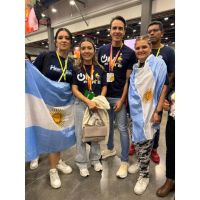 ADRIANA RIVADENEIRA, Coach de bienestar