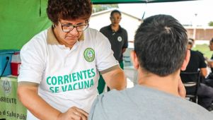 vacunación contra el dengue