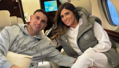 Mandinha y Dibu Martínez