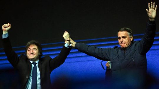 Milei no puede visitar a Bolsonaro, pero Lula sí pudo visitar a CFK