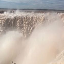 La reapertura de la Garganta del Diablo está sujeta a la evolución de las condiciones meteorológicas y al descenso del nivel del río
