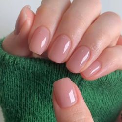 Rubber Nails By The Beauty Room