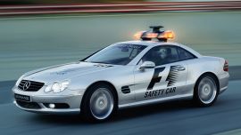 Mercedes-Benz SL R 230: a 25 años del deportivo que revolucionó el segmento
