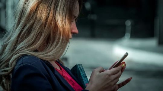 Condenaron a una mujer por llamar "padre abandónico" a su ex en las redes sociales: el bebé no era hijo del hombre