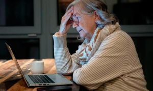 260726_tercera_edad_jubilado_soledad_redes_sociales_cedoc_g