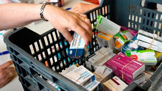 Desregular medicamentos no es modernizar, es desproteger