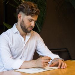 Cuando la carrera profesional empieza a pedir nuevas respuestas | Foto:CONTENTNOTICIAS