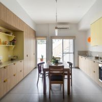 MADRA Estudio y una casa que crece con quienes la habitan