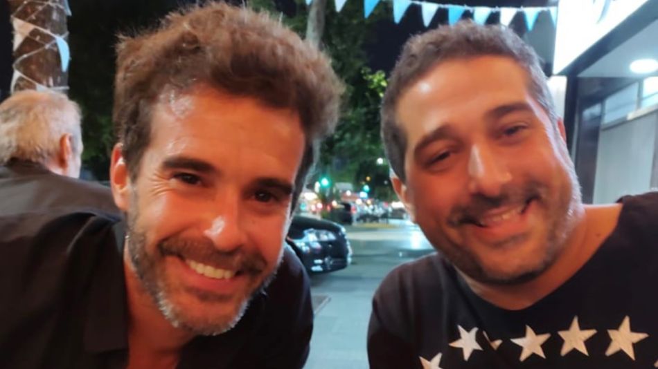 Nicolás Cabré y su hermano Duilio