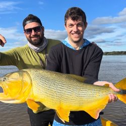Reconquista dispone de una amplia variedad de pesqueros que se generan en un delta plagado de bancos, riachos, islas, bocas, veriles, paleríos costeros y correderas que son el hábitat ideal para distintas especies. 