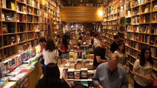 Rechazan derogar de la Ley del Libro: "No bajaran los precios y desaparecerán librerías"