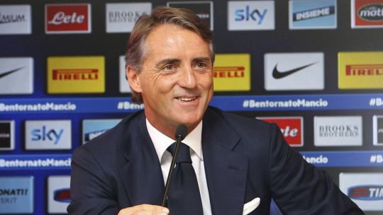 Italia cambia de rumbo tras la crisis: Mancini y Ranieri liderarán el nuevo proyecto