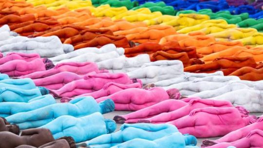 Spencer Tunick reunió a 500 personas desnudas en Gran Canaria por la diversidad LGTBIQ+