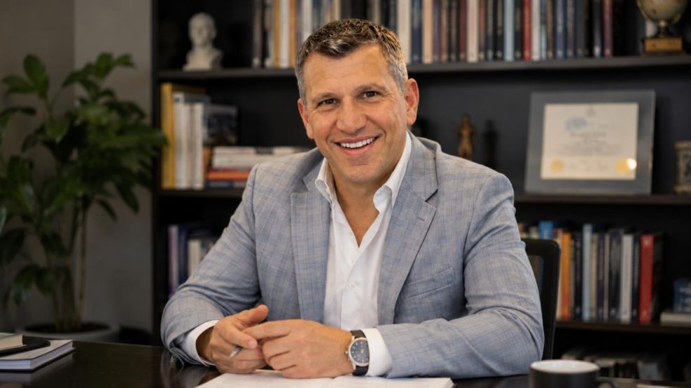 Dr. Adrián Cillo: Comprender el trauma para transformar la salud mental