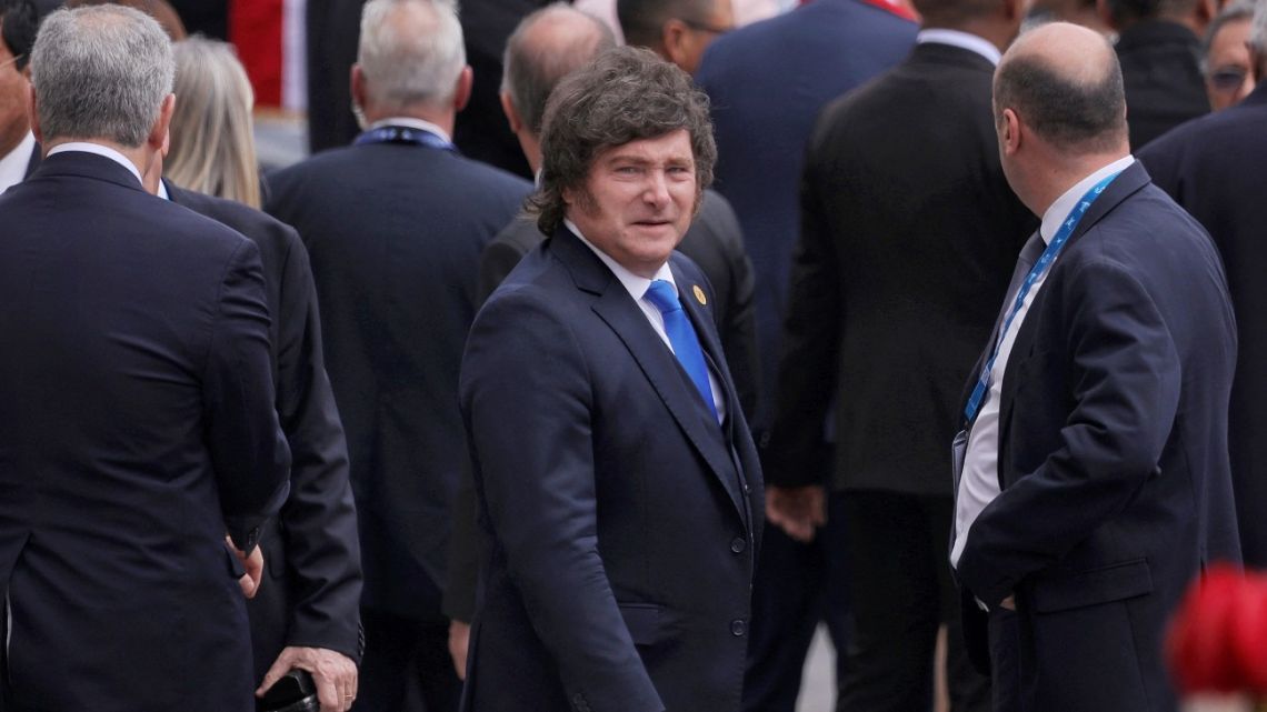 Portavoz de Milei resta importancia a disputa diplomática con Brasil