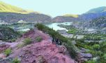 Trekking en La Rioja: una fértil costa sin mar y sin playas 