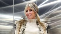 Entramos al living de Soledad Solaro: estilo rústico, sillón renovado y con la alfombra que es tendencia