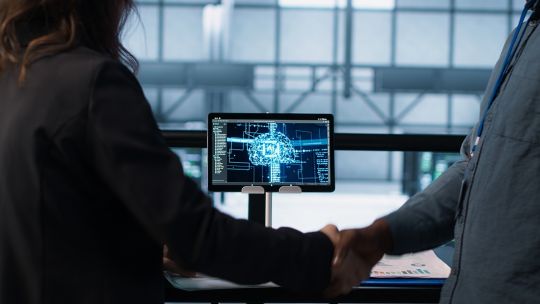 Utilización de IA en el mercado laboral: "Se empieza a dar de manera incipiente toda esta regulación de inteligencia artificial”