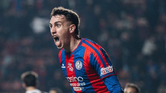 San Lorenzo encontró con agónico gol de Auzmendi su primera victoria del ciclo Gorosito