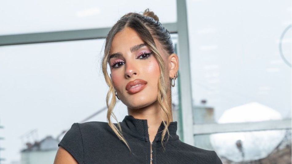 Juli Poggio en Caras Glam