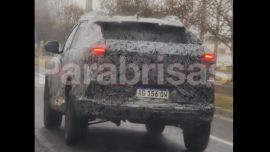 Exclusivo: así fue captada la futura Renault Niagara argentina durante pruebas en Córdoba
