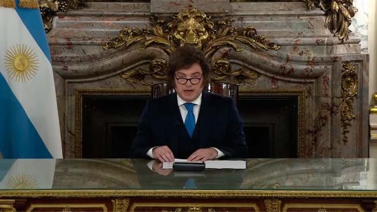 Milei anunció la reforma del BCRA y afirmó que busca "poner fin a la estafa de falsificar dinero"