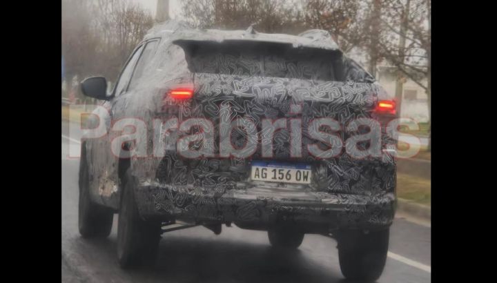 Exclusivo: así fue captada la futura Renault Niagara argentina durante pruebas en Córdoba