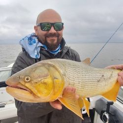 Semana ascendente en el pique tanto en aguas interiores bonaerenses como en la costa atlántica y la Cuenca del Plata. 
