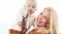 Daniela Christiansson y su hijo Lando