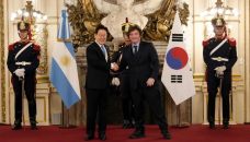 Milei y el mandatario surcoreano Lee Jae Myung
