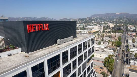 Más de mil despidos y una apuesta por los eventos en vivo: en RDC analizaron la reestructuración de Netflix
