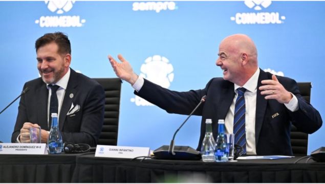 Gianni Infantino y Alejandro Domínguez