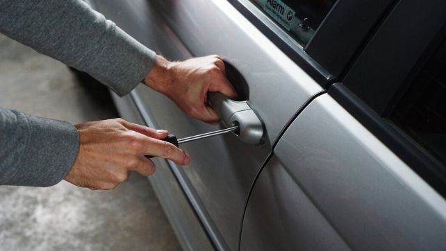 Cinco consejos para evitar el robo de autos.