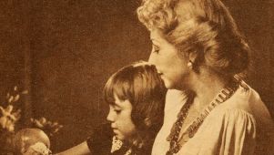 Teresa León y su hija Aitana
