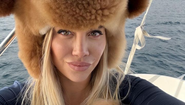 Wanda Nara y sus hijas, Francesca e Isabella, disfrutaron de sus últimos días en Italia: auto rosa, playa y platos gourmet