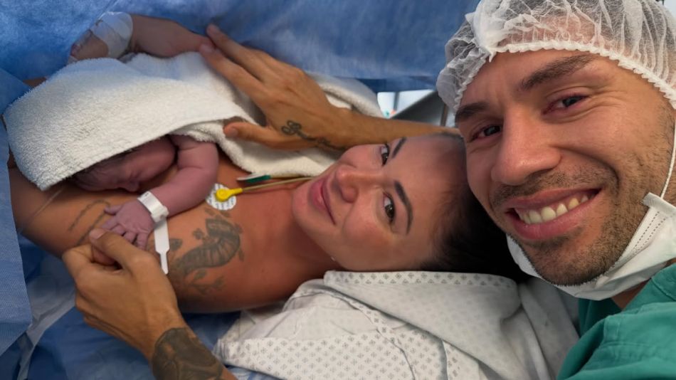 Gonzalo Montiel y Karina Nacucchio y su hija