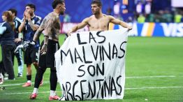 020826_mundial_bandera_malvinas_afp_g