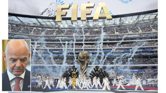 Infantino entre las cuerdas: cuestionan su liderazgo y denuncian falta de transparencia