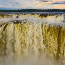 Parques Nacionales clausuró de forma preventiva el acceso al salto más emblemático de Misiones debido al fenómeno de El Niño