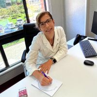Dra. Luciana Ferle