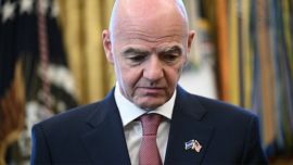 Infantino en el banquillo: una carta de la UEFA, la AFC y la CONCACAF acusa a la FIFA de "engaño"