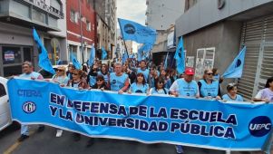 03-08-2026 UEPC paro docente marcha Córdoba