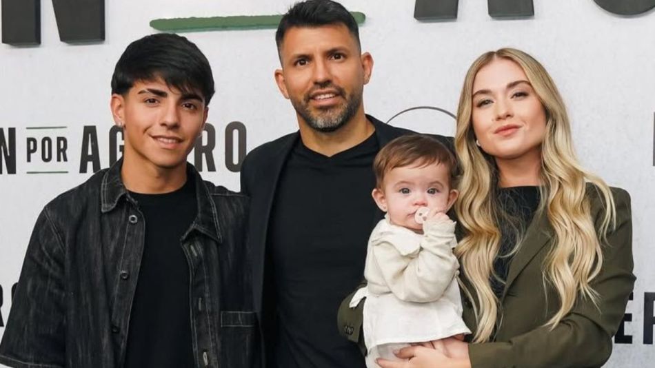 Kun, Benjamín, Olivia Agüero y Sofía Calzetti