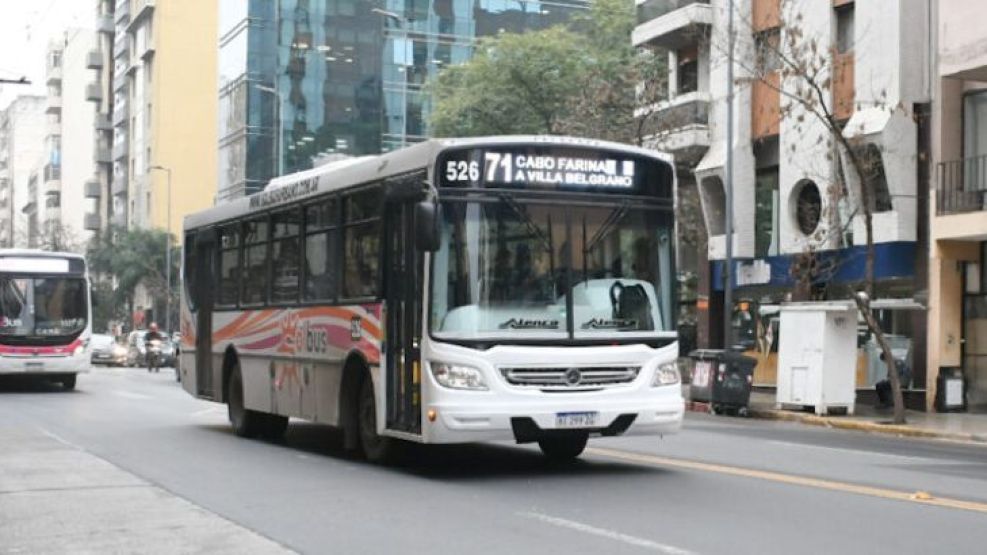 03-08-2026 transporte urbano Córdoba corredor 7 colectivos