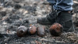 Incendios forestales en Francia dejaron al descubierto decenas de proyectiles de la Segunda Guerra Mundial