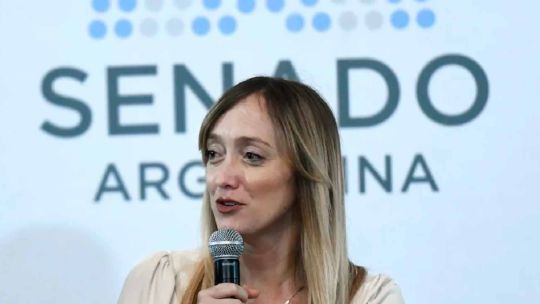 "¿Me van a dejar sin votar por estar embarazada?": Anabel Fernández Sagasti pidió sesionar de forma virtual