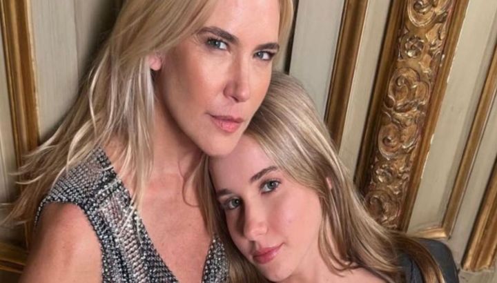 Taina Gravier, la hija de Valeria Mazza, se suma a la nueva tendencia europea: los vestidos que reemplazan los pareos