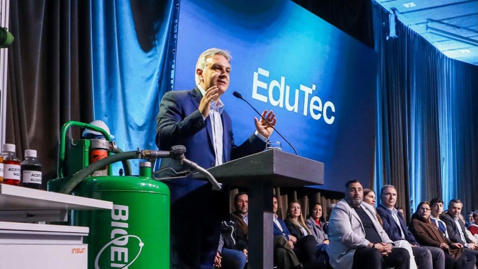 anuncio educación llaryora