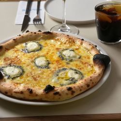 Felice Pizza.