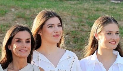 La reina Letizia Ortiz y sus hijas